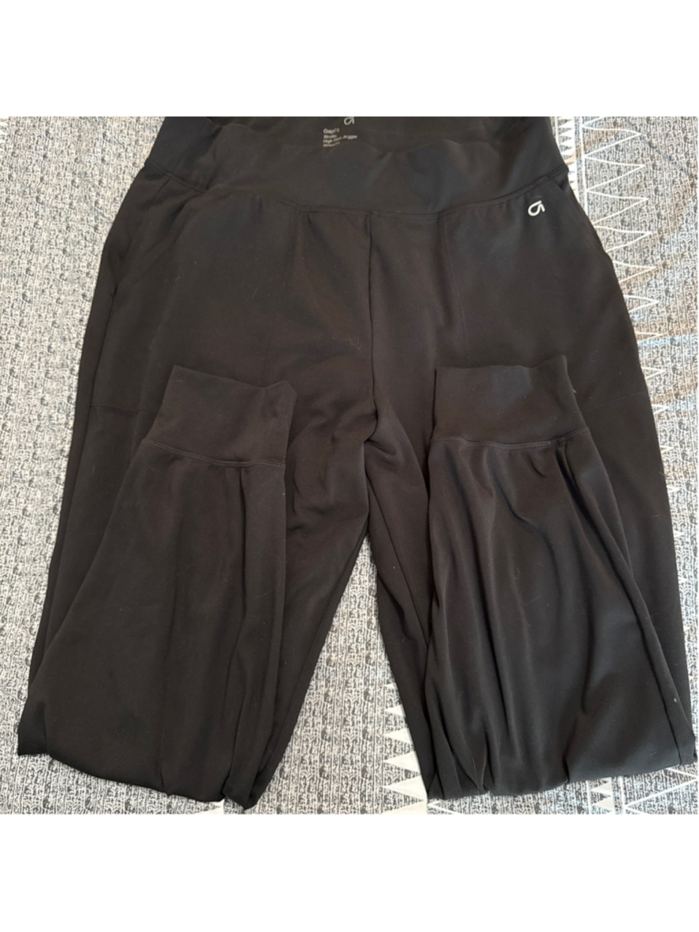 Women's GapFit Studio High Rise Jogger Pants Black Size L - Picture 3 of 4